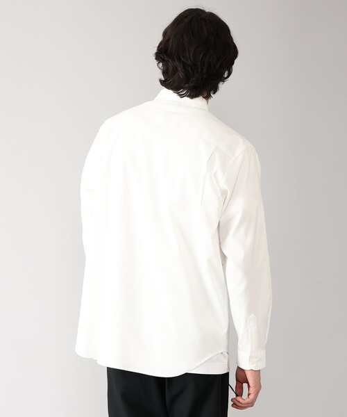 Columbia（コロンビア）の「速乾 ベンチレーション COLUMBIA BLACK LABEL／メンズ シェブロンリム  ロングスリーブ シャツ オックスフォード ／コロンビアブラックレーベル（シャツ/ブラウス・メンズ・ホワイト/ホワイト×ブルー/ブルー・S/M/L/XL）」の4枚目の写真