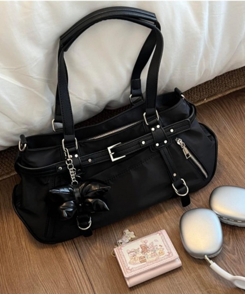 lilful（リルフル）の「【ペットボトル収納可能！】Y2K ベルトボストン2WAYショルダーバッグ ハンドバッグ（ショルダーバッグ・レディース・レオパード/ブラック/ピンク・F）」の2枚目の写真