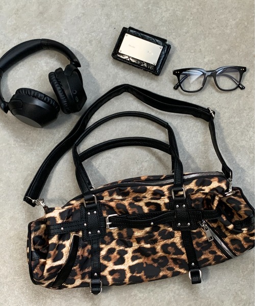 lilful（リルフル）の「【ペットボトル収納可能！】Y2K ベルトボストン2WAYショルダーバッグ ハンドバッグ（ショルダーバッグ・レディース・レオパード/ブラック/ピンク・F）」の22枚目の写真