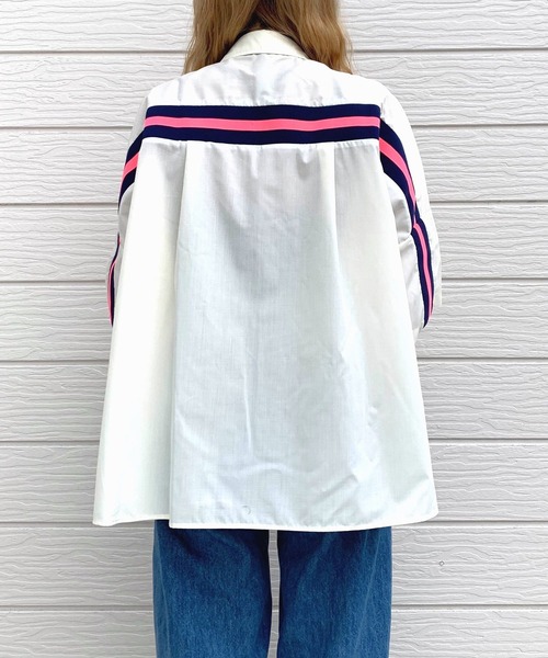 Q（キュー）の「ヨークリブ半袖シャツ（シャツ/ブラウス・レディース・ホワイト/オリーブ・MEDIUM）」の15枚目の写真