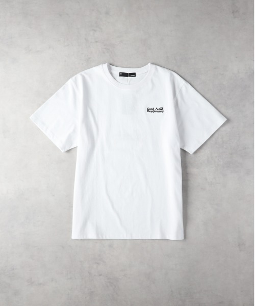 Right-on(ライトオン)の「Other(ソノタ)【メンズ】ぼかしプリント&刺繍Tシャツ(Tシャツ/カットソー・メンズ・ダークグレー/ホワイト/グリーン・L/XL/M)」の4枚目の写真