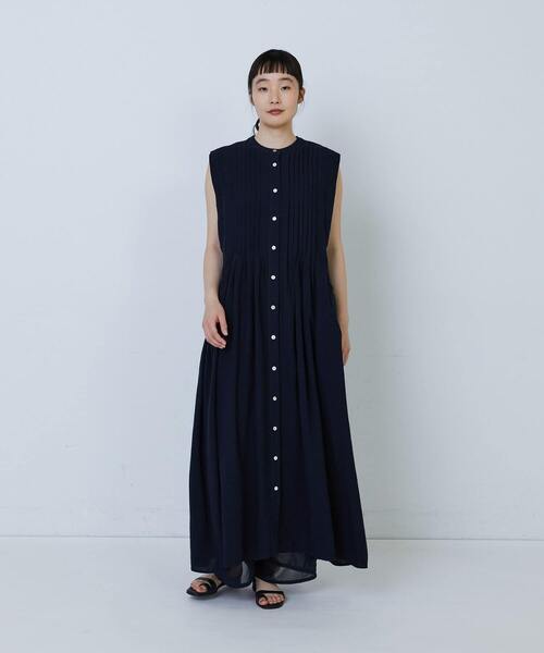 LOISIR(ロワズィール)の「【MTサイズ有り】レーヨンリネンスラブローンノースリーブワンピース(ワンピース・レディース・キナリ/ネイビー・M/MT)」の5枚目の写真