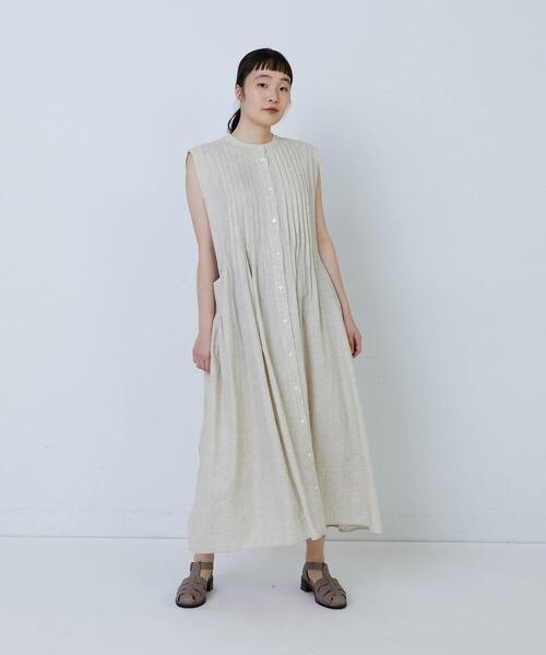 LOISIR(ロワズィール)の「【MTサイズ有り】レーヨンリネンスラブローンノースリーブワンピース(ワンピース・レディース・キナリ/ネイビー・M/MT)」の13枚目の写真