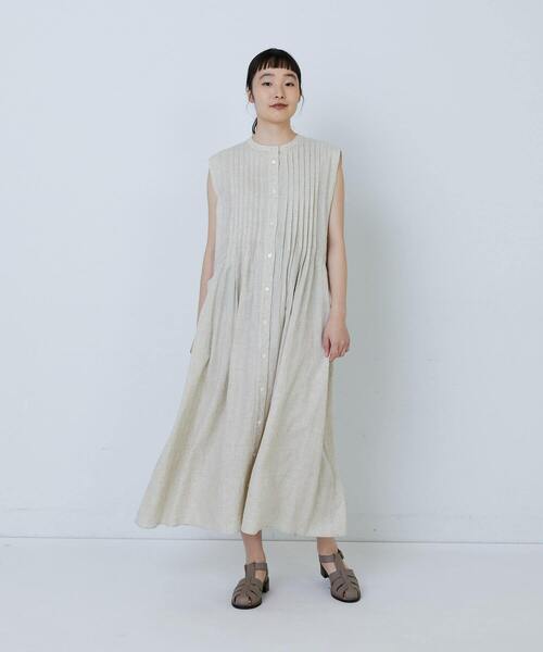 LOISIR(ロワズィール)の「【MTサイズ有り】レーヨンリネンスラブローンノースリーブワンピース(ワンピース・レディース・キナリ/ネイビー・M/MT)」の14枚目の写真