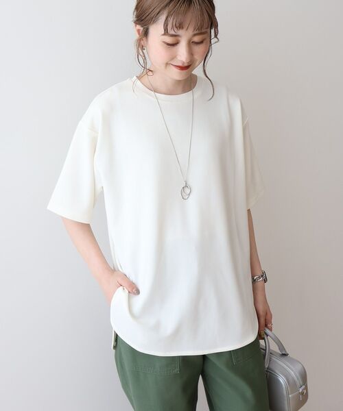 AMERICAN HOLIC(アメリカンホリック)の「ジョーゼット ラウンドヘムトップス(Tシャツ/カットソー・レディース・ブラック/ライトベージュ/その他6/ネイビー/オフホワイト/チャコールグレー/ライトブルー・L/M)」の18枚目の写真