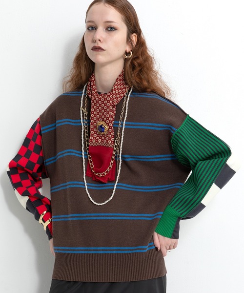 AULA AILA（アウラアイラ）の「マルチボーダー2WAYニット（ニット/セーター・レディース・ブラック/ブラウン/ネイビー・0）」の2枚目の写真