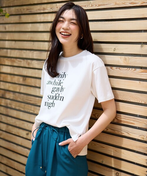 ANY(エニィ)の「半袖ロゴTシャツ(Tシャツ/カットソー・レディース・グレー系1/アイボリー系1/アイボリー系2・4)」の1枚目の写真