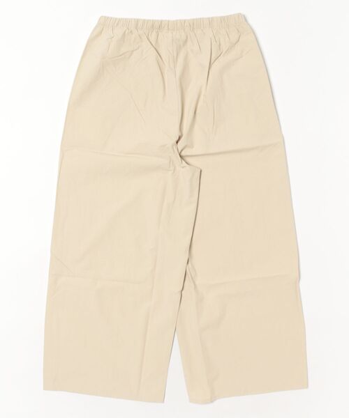 BANICO(バニコ)の「ナチュラルストレートワイドパンツ(スラックス・レディース・ホワイト/ネイビー/ベージュ・LARGE/MEDIUM)」の4枚目の写真