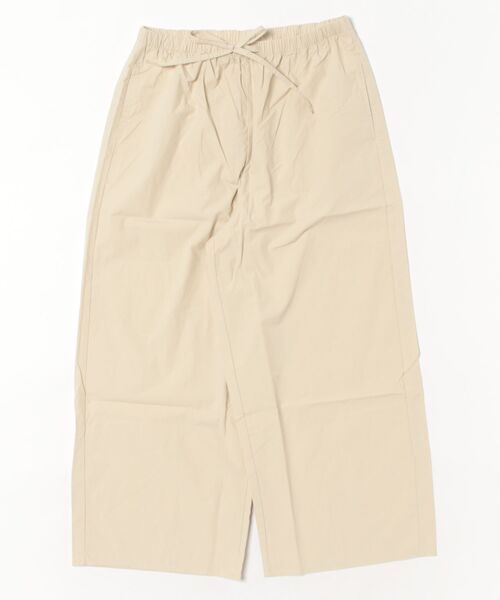 BANICO(バニコ)の「ナチュラルストレートワイドパンツ(スラックス・レディース・ホワイト/ネイビー/ベージュ・LARGE/MEDIUM)」の15枚目の写真