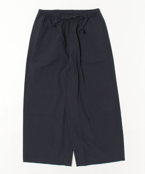 BANICO(バニコ)の「ナチュラルストレートワイドパンツ(スラックス・レディース・ホワイト/ネイビー/ベージュ・LARGE/MEDIUM)」の16枚目の写真