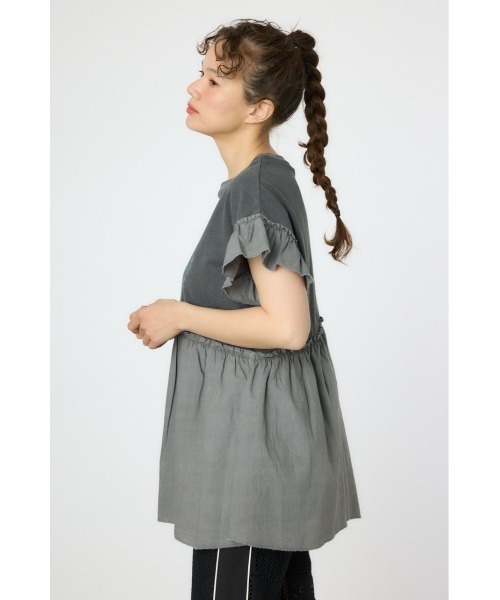 RODEO CROWNS WIDE BOWL（ロデオクラウンズワイドボウル）の「オーバルプリントドッキングフリルチュニック（その他トップス・レディース・ライトブラック/レッド/アイボリー・FREE）」の4枚目の写真