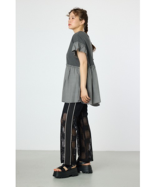 RODEO CROWNS WIDE BOWL（ロデオクラウンズワイドボウル）の「オーバルプリントドッキングフリルチュニック（その他トップス・レディース・ライトブラック/レッド/アイボリー・FREE）」の9枚目の写真