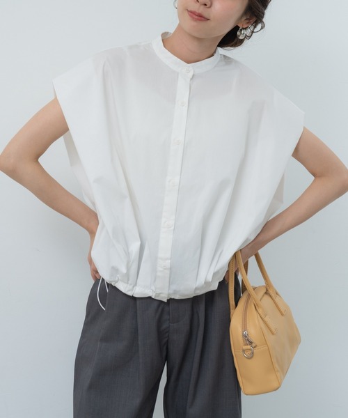 refinedworks（リファインドワークス）の「【refinedworks】旬顔！ドロストフレンチスリーブブラウス（シャツ/ブラウス・レディース・ブルー/ホワイト/ブラック・FREE）」の2枚目の写真