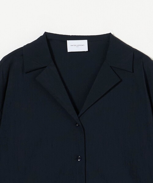 UNITED ARROWS(ユナイテッドアローズ)の「エアリー オープンカラー 五分袖 シャツ(シャツ/ブラウス・レディース・ネイビー/ダークグレー・FREE)」の19枚目の写真