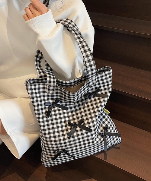 Mignonjour（ミニョンジュール）の「Mignonjour/リボンチェック柄トートバッグ M2778（トートバッグ・レディース・ブラック/レッド・FREE）」の5枚目の写真