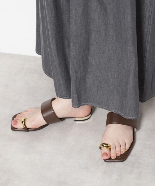 ESPERANZA(エスペランサ)の「ゴールドリングトングフラットサンダル(サンダル・レディース・ホワイト/ブラック/ブラウン系・S/LL/L/M)」の21枚目の写真