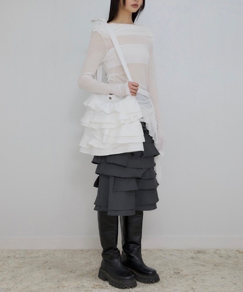 FLAREUP(フレアアップ)の「【FLAREUP】Faye Frill Bag / 【フレアアップ】フリルショルダーバッグ(ショルダーバッグ・レディース・ブラック/ホワイト・ONE SIZE)」の8枚目の写真