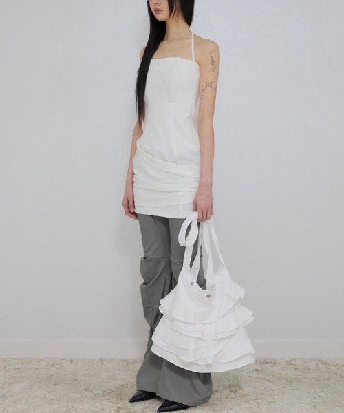 FLAREUP(フレアアップ)の「【FLAREUP】Faye Frill Bag / 【フレアアップ】フリルショルダーバッグ(ショルダーバッグ・レディース・ブラック/ホワイト・ONE SIZE)」の6枚目の写真