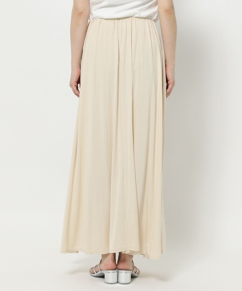 LOWRYS FARM（ローリーズファーム）の「カットギャザーロングスカート　499383（スカート・レディース・アイボリー/ブラック/グレー/ブラウン・FREE）」の5枚目の写真