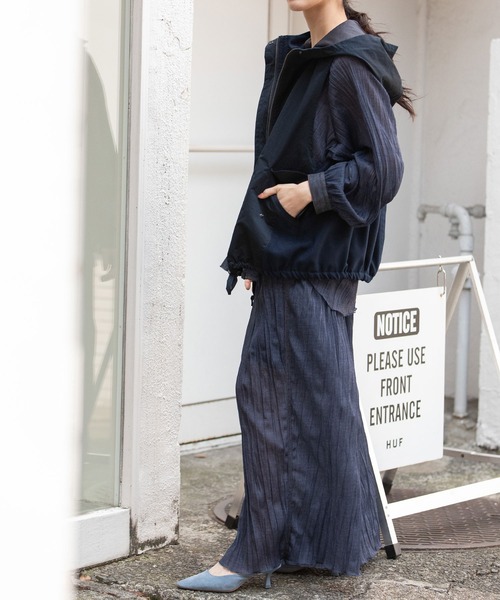 Munich（ミューニック）の「【軽量】【イージーケア】【吸水・速乾性】ツイル×梳毛調合繊×octaフーデットジレ（その他アウター・レディース・ブラック/ベージュ/ネイビー・FREE）」の5枚目の写真