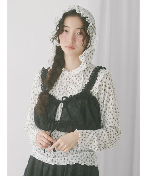 merry jenny（メリージェニー）の「フードレースtops（Tシャツ