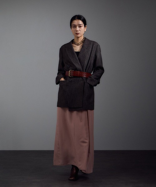 SALON adam et rope'（サロン アダム エ ロペ）の「【WEB限定】レザースクエアトゥヒールショートブーツ（ブーツ・レディース・ブラック/その他1・23.5/24.5/23/24/37.5/37/36.5/36）」の4枚目の写真