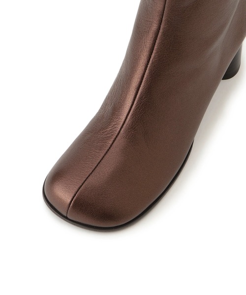 SALON adam et rope'（サロン アダム エ ロペ）の「【WEB限定】レザースクエアトゥヒールショートブーツ（ブーツ・レディース・ブラック/その他1・23.5/24.5/23/24/37.5/37/36.5/36）」の14枚目の写真