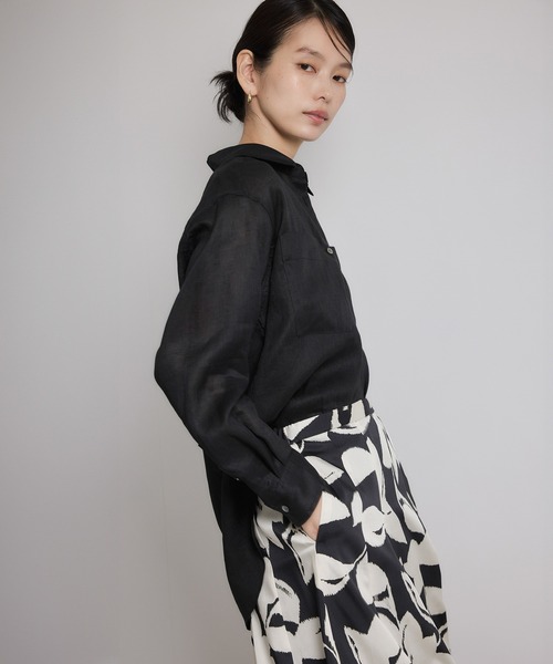 ROPE'(ロペ)の「ヨーロピアンリネンレギュラーシャツ/イージーケア(シャツ/ブラウス・レディース・ブラック/ネイビー/ブラウン/オフホワイト・FREE)」の14枚目の写真