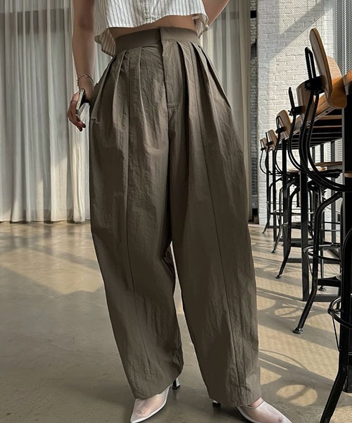 セール】tuck wide panel nylon PT（その他パンツ）｜WILLFULLY