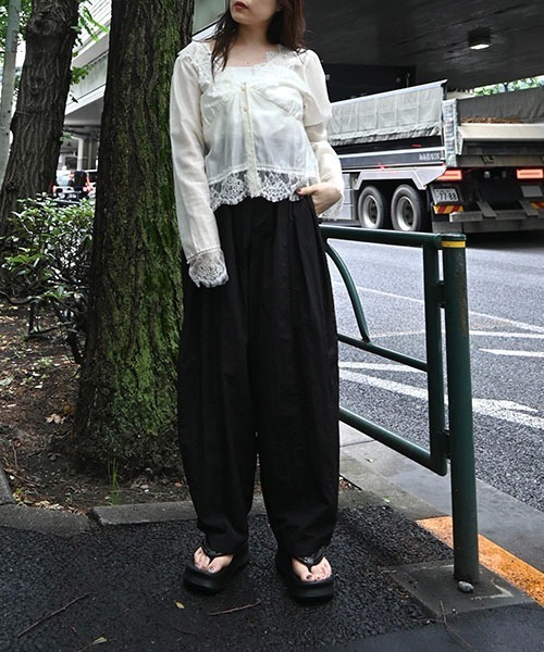 【willfully】tuck wide panel nylon パンツ セール】tuck wide panel nylon PT（その他パンツ）｜WILLFULLY