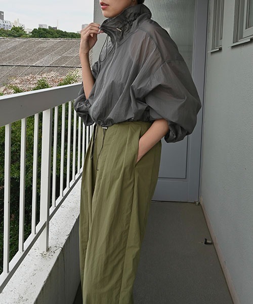 E743 WILLFULLY tuck wide panel nylon 黒 セール】tuck wide panel nylon PT（その他パンツ）｜WILLFULLY
