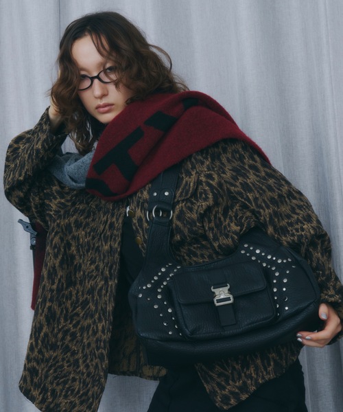 DTYYPE（ドタイプ）の「DTYYPEロゴマフラー（マフラー・レディース・レッド/ネイビー/グレー・FREE）」の12枚目の写真