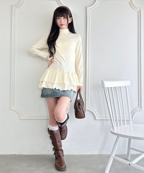 Loueme（ルエム）の「裾フリルティアードハイネックトップス（Tシャツ/カットソー・レディース・ホワイト/ブラウン・FREE）」の14枚目の写真