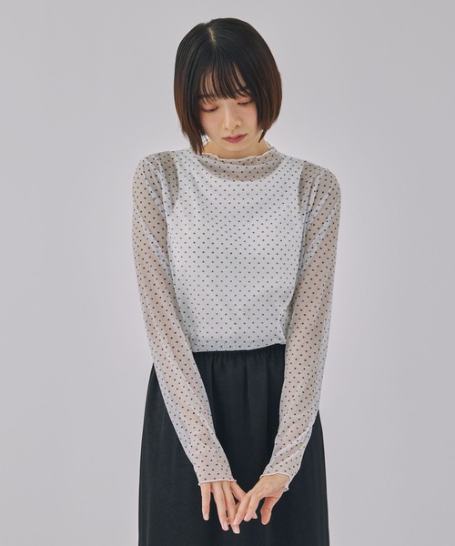 Unblend（アンブレンド）の「【Unblend】ドット柄シアー長袖トップス（Tシャツ/カットソー・レディース・ライトブルー/ブラック/オフホワイト・FREE）」の13枚目の写真