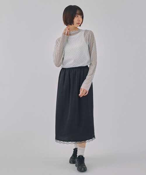 Unblend（アンブレンド）の「【Unblend】ドット柄シアー長袖トップス（Tシャツ/カットソー・レディース・ライトブルー/ブラック/オフホワイト・FREE）」の16枚目の写真