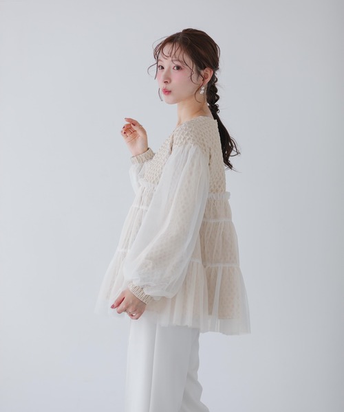 Fit more(フィットモア)の「ジャガード切替チュールトップス(その他トップス・レディース・ブラック/ベージュ/ホワイト・FREE)」の4枚目の写真