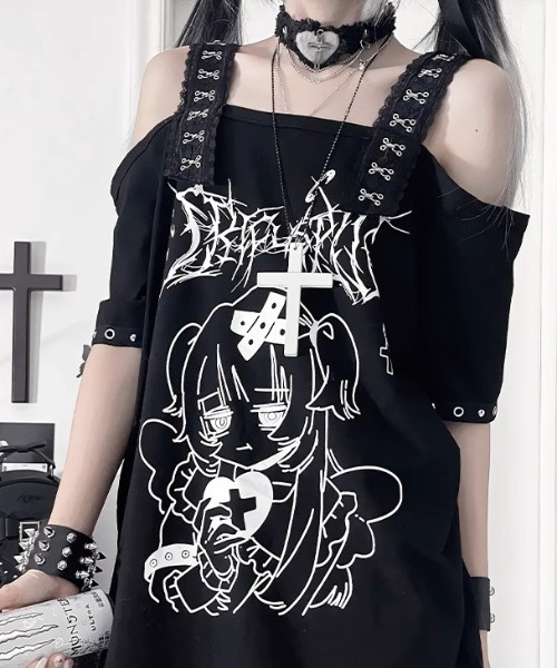 NOVESSEL(ノベセル)の「『TricuspidC/トライカスピッドシー』イラストプリントオフショルTシャツ(Tシャツ/カットソー・レディース・ホワイト/ブラック・S)」の3枚目の写真