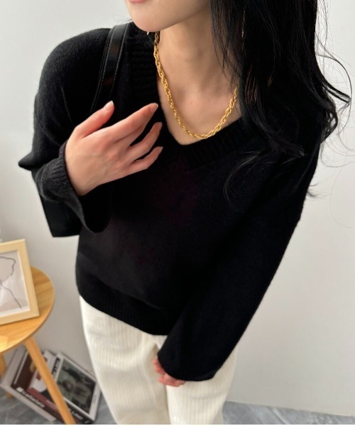 maison de LATIR（メゾンドラティール）の「ゆったりシルエットがお洒落見えシンプルニット（ニット/セーター・レディース・ベージュ/ホワイト/ブラック・FREE）」の18枚目の写真