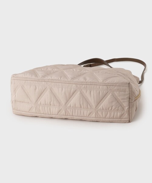 UNTITLED（アンタイトル）の「【追加】キルティングビッグトート（トートバッグ・レディース・ベージュ/ブラック・99）」の6枚目の写真