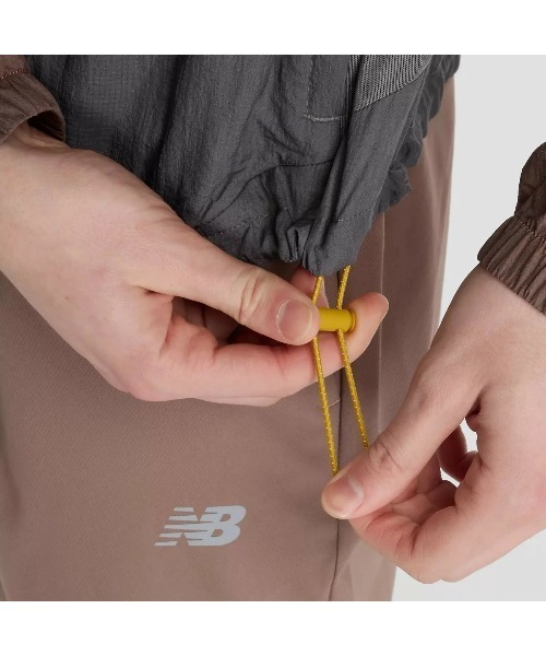 NEW BALANCE（ニューバランス）の「New Balance Better Run Water Resistant Jacket（ニューバランス ベター ラン ウォーター レジスタント ジャケット）（ナイロンジャケット・メンズ・ブラウン系/グリーン系・SMALL/MEDIUM/LARGE/X-LARGE/XX-LARGE）」の7枚目の写真