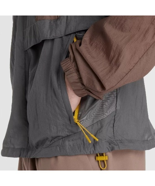 NEW BALANCE（ニューバランス）の「New Balance Better Run Water Resistant Jacket（ニューバランス ベター ラン ウォーター レジスタント ジャケット）（ナイロンジャケット・メンズ・ブラウン系/グリーン系・SMALL/MEDIUM/LARGE/X-LARGE/XX-LARGE）」の9枚目の写真