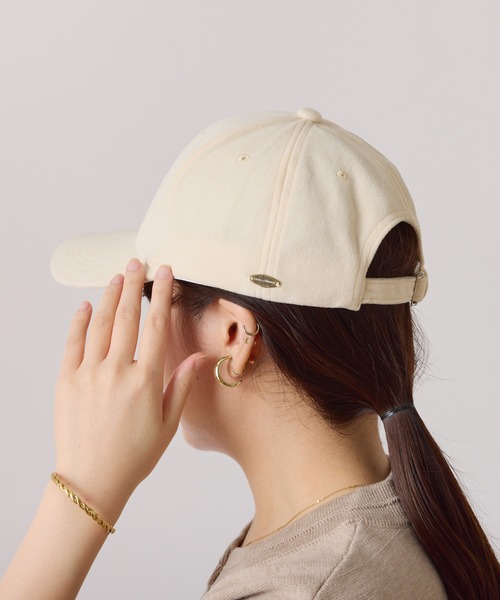 COLLAGE GALLARDAGALANTE（コラージュガリャルダガランテ）の「コットンフェイクスェードキャップ（キャップ・レディース・ブラック/オフホワイト・FREE）」の9枚目の写真