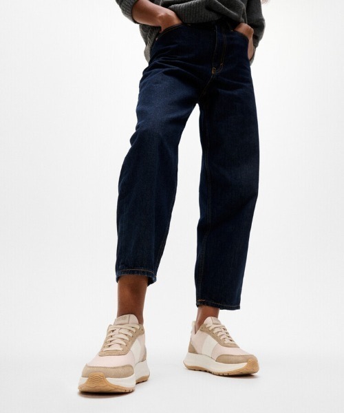 fitflop(フィットフロップ)の「F-MODE FLOW SUEDE-MIX FLATFORM SNEAKERS / F-MODE FLOW スエードミックス フラットフォーム スニーカー(スニーカー・レディース・ライトグレー/ベージュ/ブラック・23cm/24cm/25cm/24.5cm/22.5cm/23.5cm)」の18枚目の写真