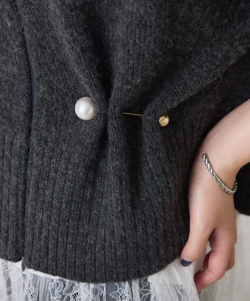 COLLAGE GALLARDAGALANTE（コラージュガリャルダガランテ）の「パールボールブローチ（ブローチ/コサージュ・レディース・ゴールド・FREE）」の9枚目の写真