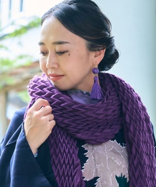 倭物やカヤ(ワモノヤカヤ)の「【倭物やカヤ】彩り手鞠イヤリング(イヤリング・レディース・ブルー/シルバー/パープル/レッド・FREE)」の6枚目の写真