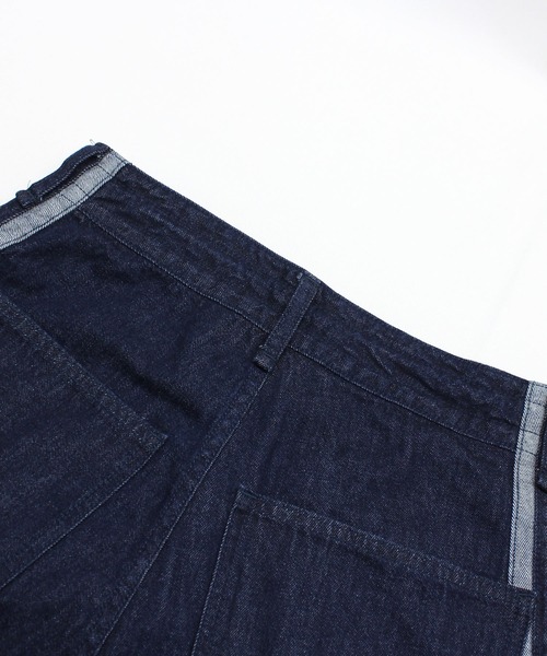 RNA（アールエヌエー）の「R4359 デニムトラックパンツ（デニムパンツ・レディース・ワンウォッシュ・MEDIUM）」の14枚目の写真