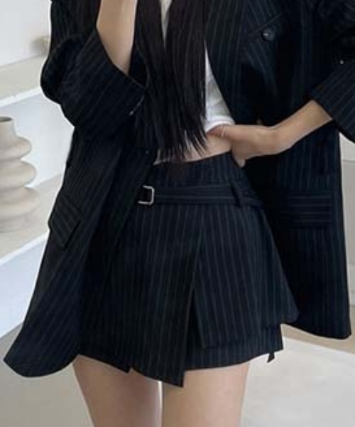 FREE STYLISTS(フリー スタイリスト)の「YUGA_YGMC Striped culottes skirt(スカート・レディース・グレー/ブラック・FREE)」の4枚目の写真