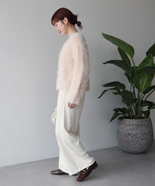 earth music&ecology（アースミュージックアンドエコロジー）の「【2025AW/主役級カーディガン】クルーネックシャギーカーディガン（カーディガン/ボレロ・レディース・グレー/ライトベージュ/ピンク・FREE）」の6枚目の写真