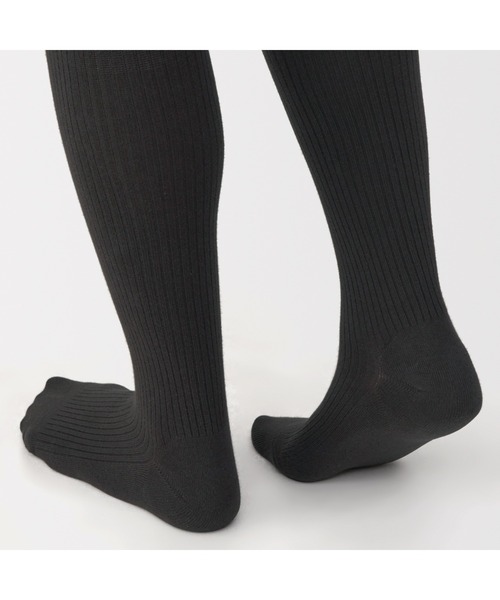 無印良品（ムジルシリョウヒン）の「婦人　足なり直角　かかとに合う　リブ編みタイツ（タイツ/ストッキング・レディース・チャコールグレー/ブラック/ブラウン系/ブラウン系1・S/M/L/XL）」の8枚目の写真