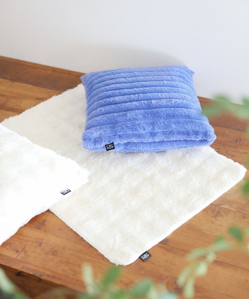 セール】ファーラグ[IVORY] / 587716（ラグ/マット）｜LAKOLE（ラコレ